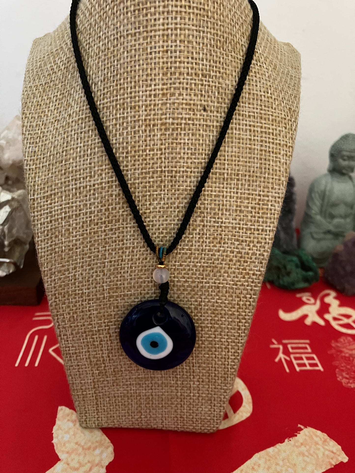 Kontra Inggit, Usog, at Kulam Necklace