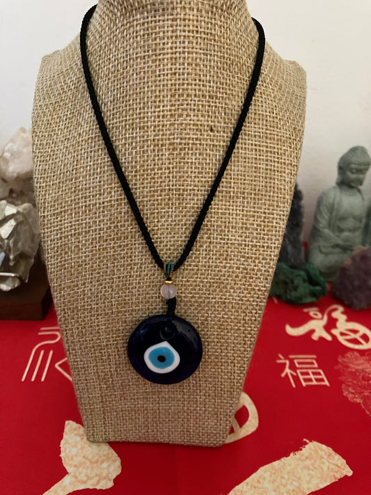 Kontra Inggit, Usog, at Kulam Necklace